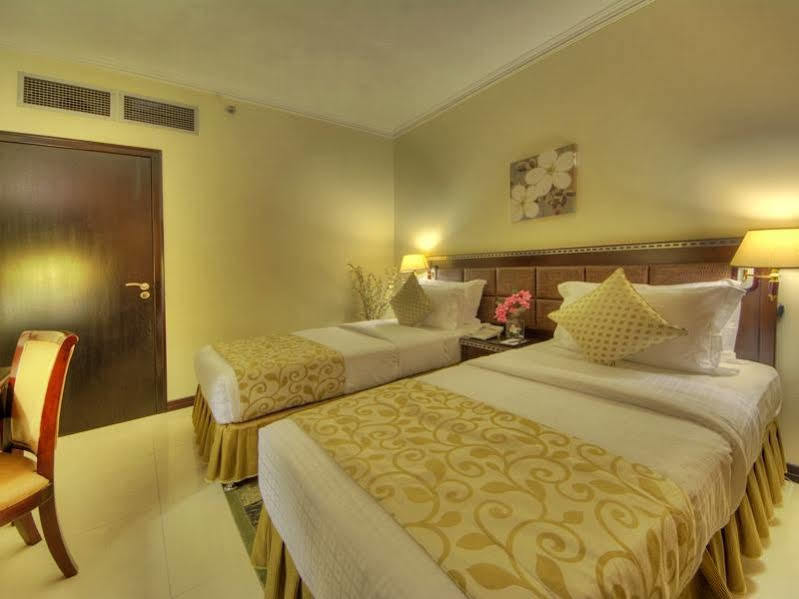 Fortune Hotel Apartments Abu Dhabi Exteriör bild